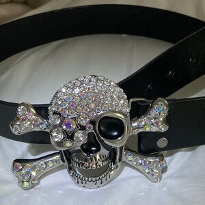 NEW Skull & Cross Bone Sparkle Buckle, Full Grain Black Leather Belt, size 34/36
